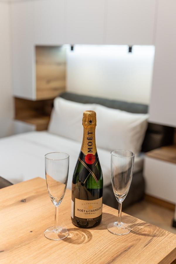 Silver Luxury Suites بلغراد المظهر الخارجي الصورة